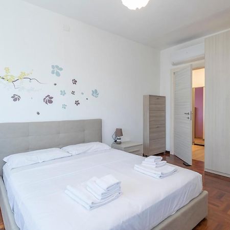 Big Flat In Portello Fiera-City Life Alcuino 7 Apartman Milánó Kültér fotó